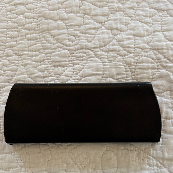 Salt Black Sunglasses Case - Picture 3 of 4